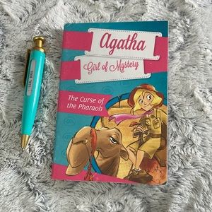 Agatha Girl of mystery curse of the pharaoh  book